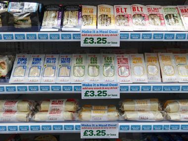 Supermarket c-stores rated higher than indies for food to go