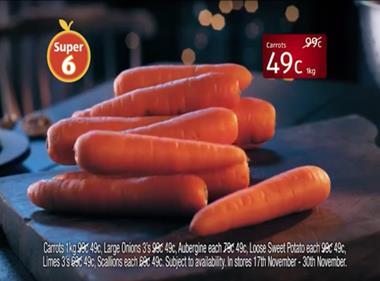 Aldi and Tesco compete in Christmas veg price war