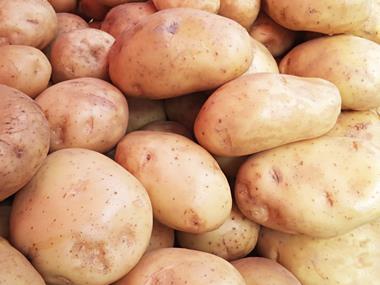 British potato crop slump sends prices rocketing