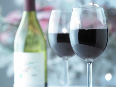 Wine industry breaks through £4bn mark in duty revenues