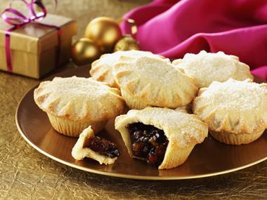 Mince pie prices crumble as mults defy Brexit fears