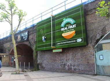 Robinsons launches thermal digital ad posters for Wimbledon