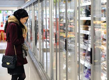 Loyalty schemes 'at risk of alienating younger shoppers'