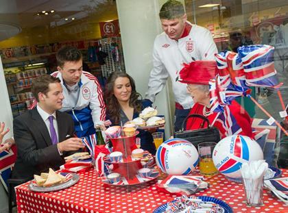 Right royal knees-up at Poundland