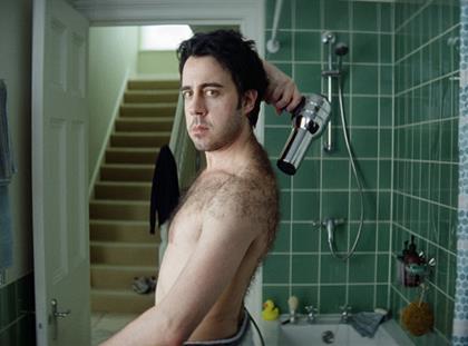 Agony uncles turn grooming gurus in new Foster's ad